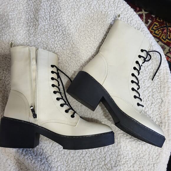 NWOB Nine West Women's Denie Combat Boot size 11 - Picture 2 of 5